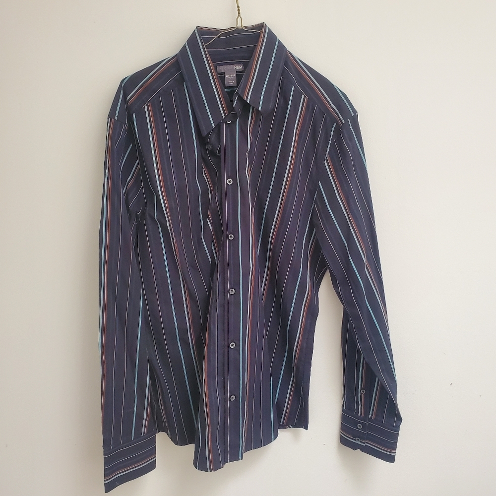 H&M Striped Button-Up Shirt Size L